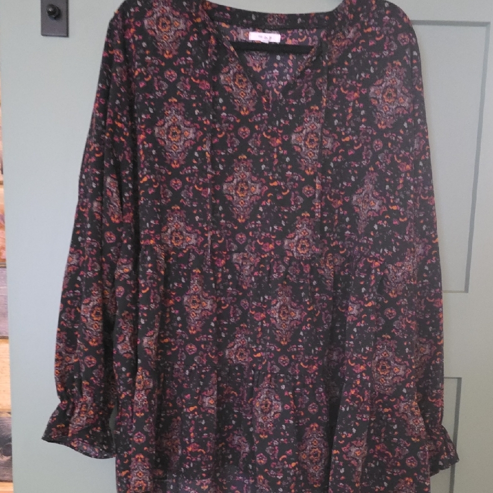 Maurices Black and Red Patterned Blouse